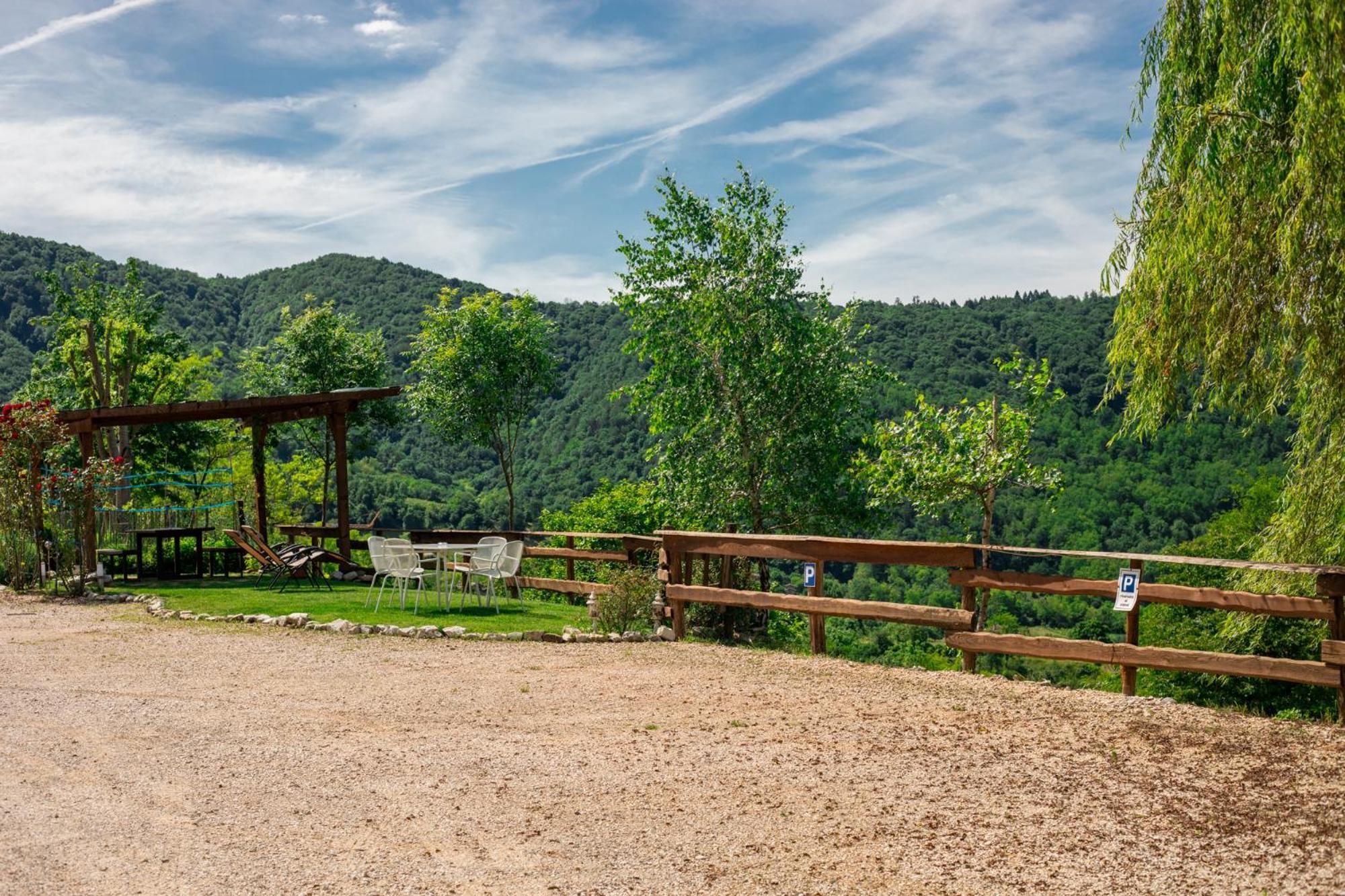 Agriturismo Riva Dei Coz Sequsino Bagian luar foto